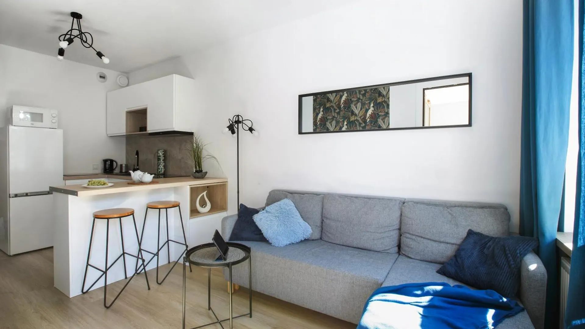 Komfortowy apartament z balkonem i parkingiem Wrocław