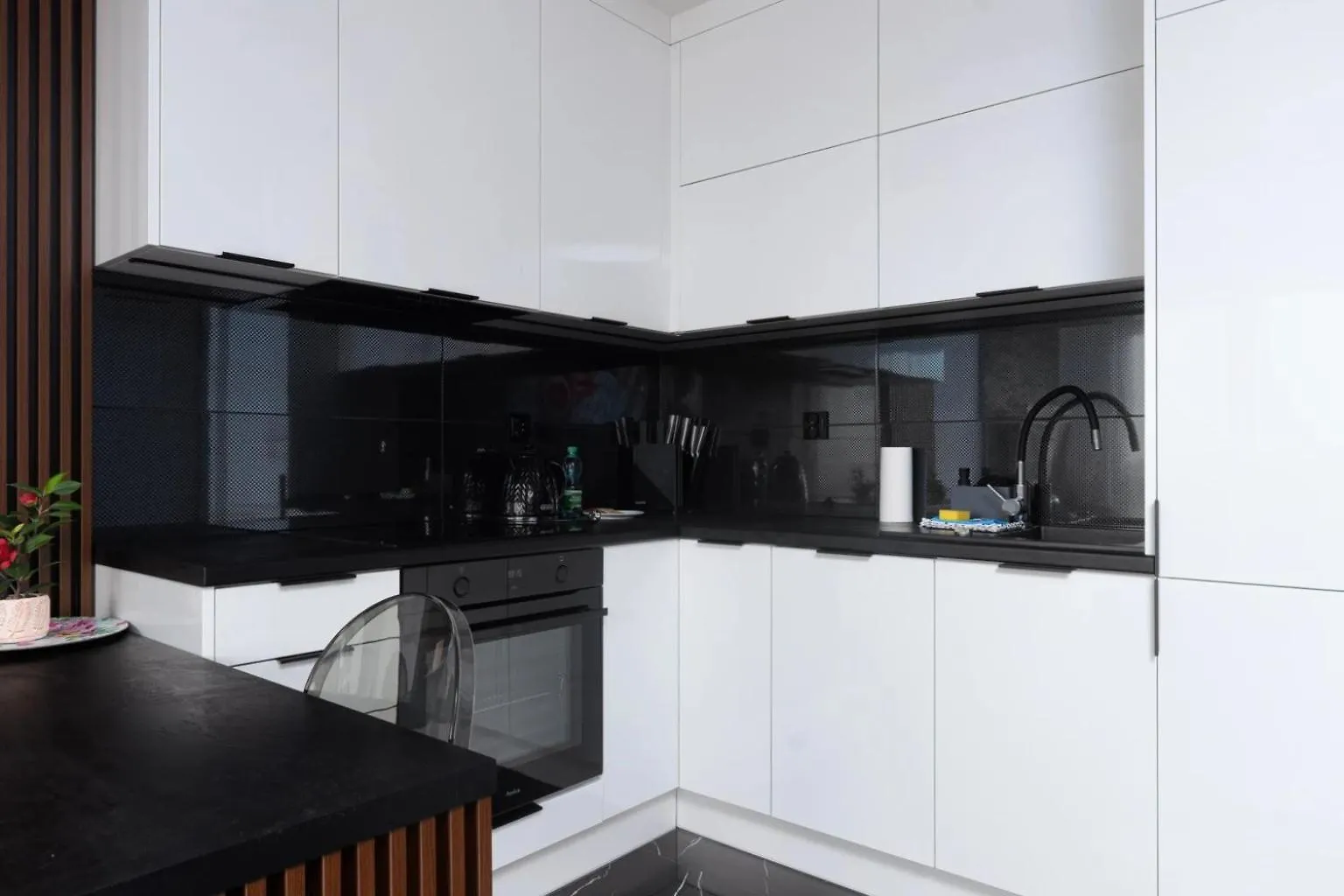 Komfortowy Apartament Z Balkonem I Parkingiem Wroclaw Apartment