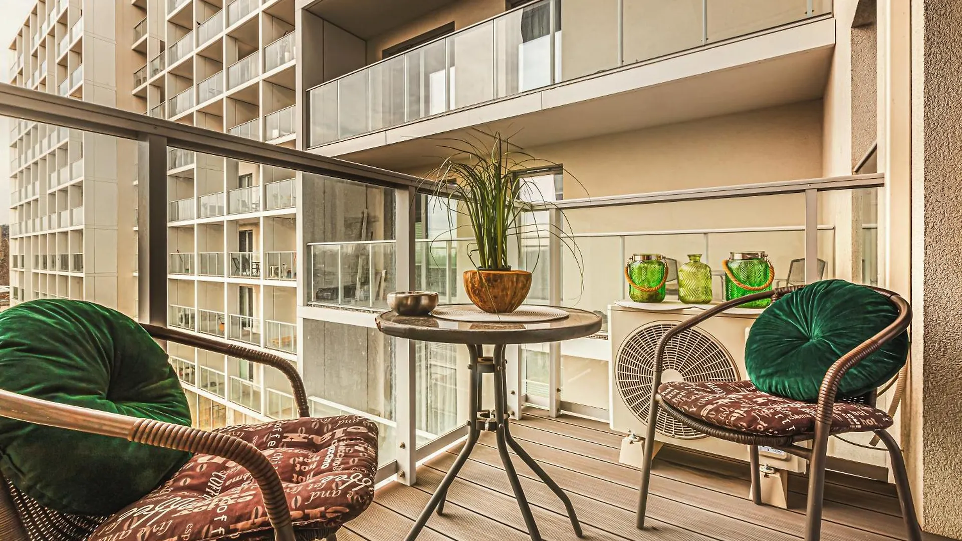 Komfortowy apartament z balkonem i parkingiem Wrocław