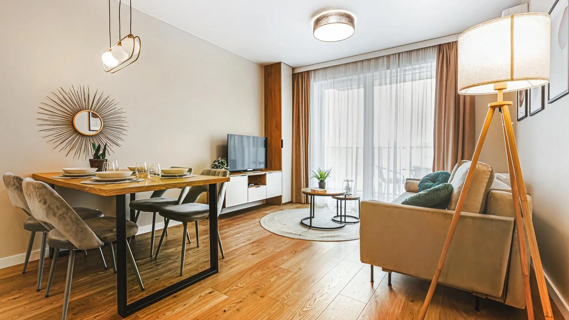 Komfortowy apartament z balkonem i parkingiem Wrocław Polska