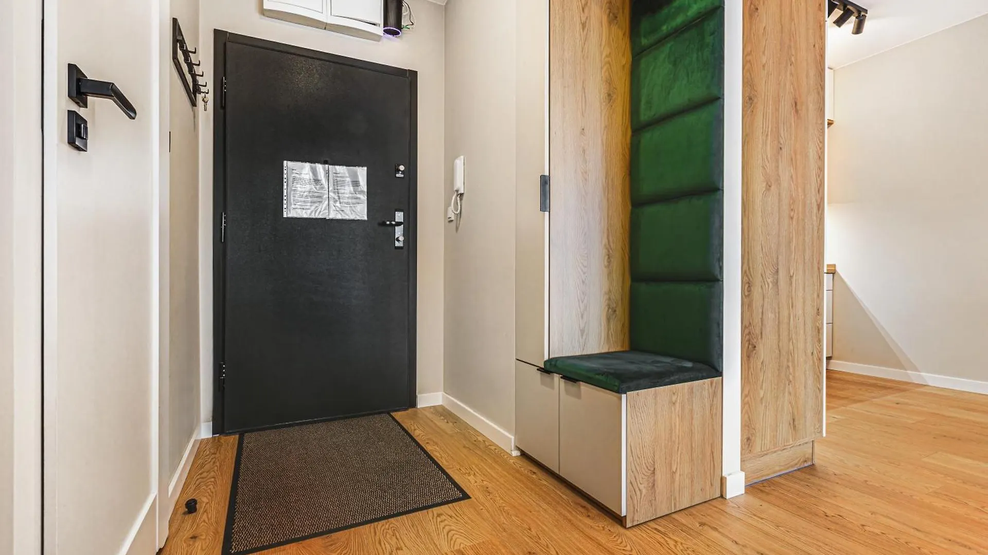 Komfortowy apartament z balkonem i parkingiem Wrocław