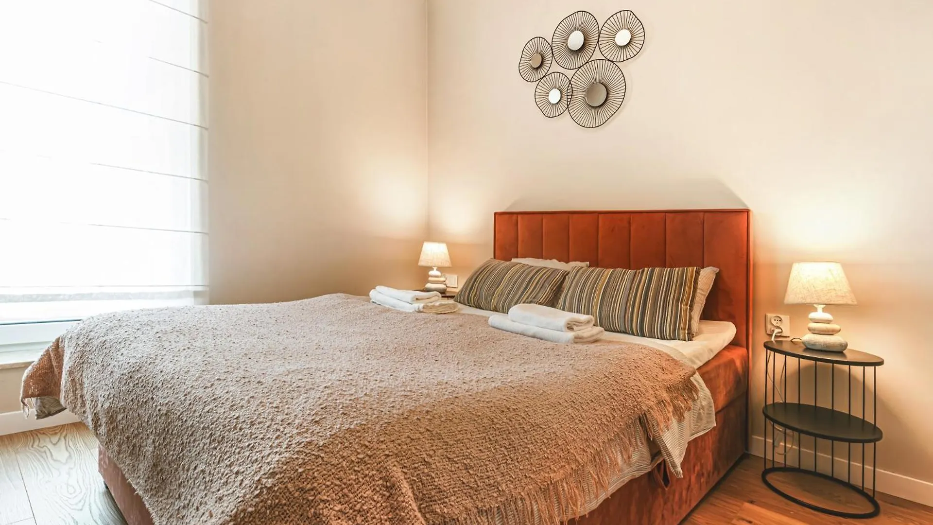Komfortowy apartament z balkonem i parkingiem Wrocław