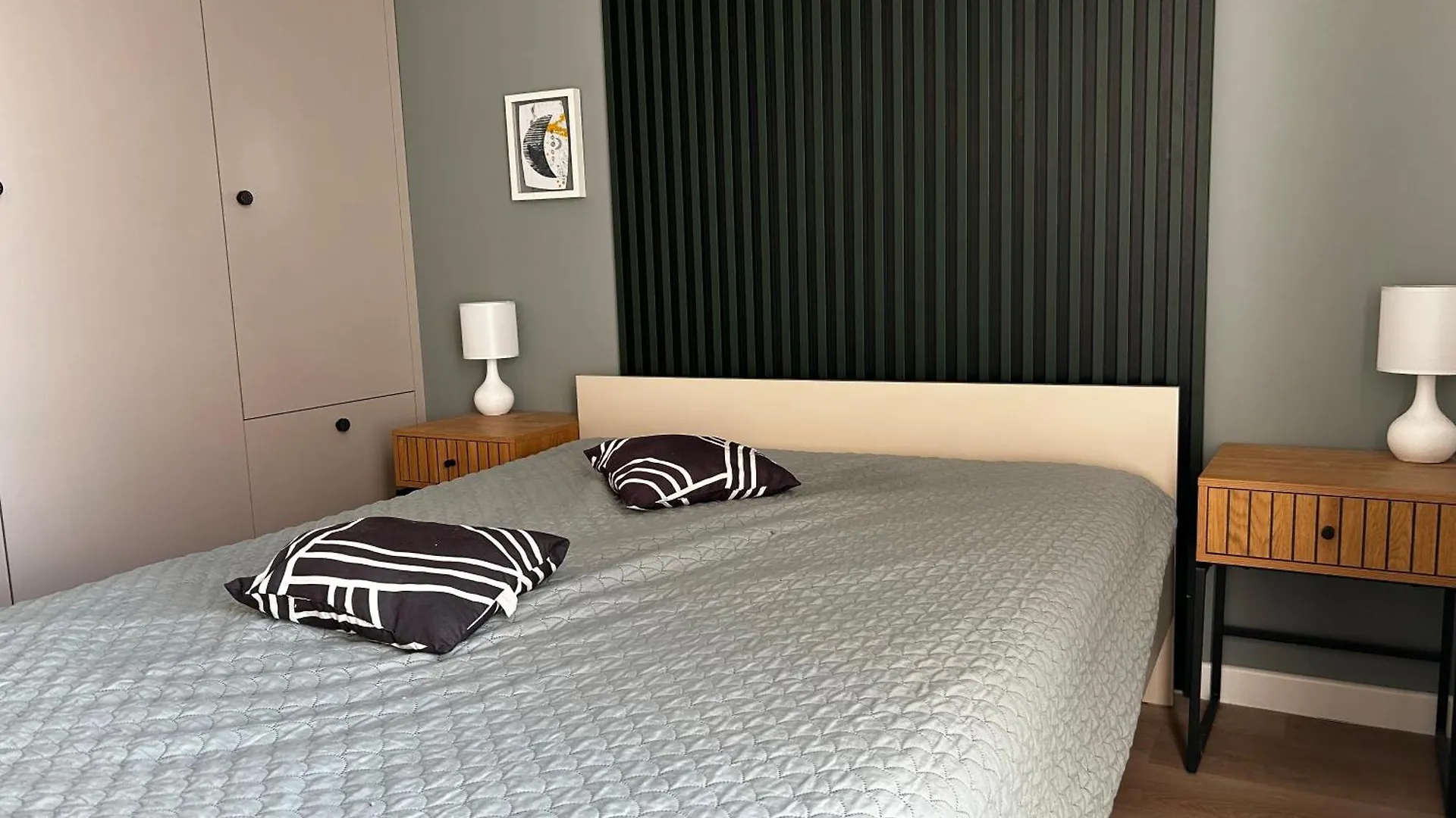 Apartment Komfortowy Apartament Z Balkonem I Parkingiem Wroclaw