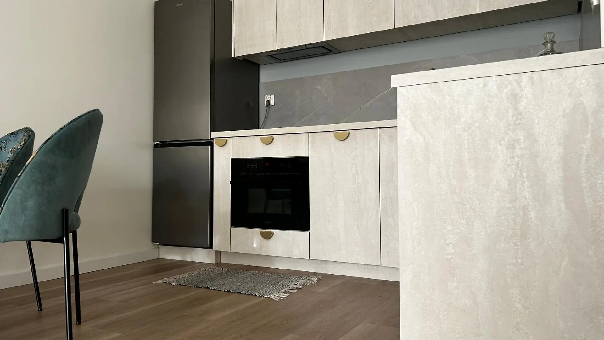 Komfortowy Apartament Z Balkonem I Parkingiem Wroclaw 0*,
